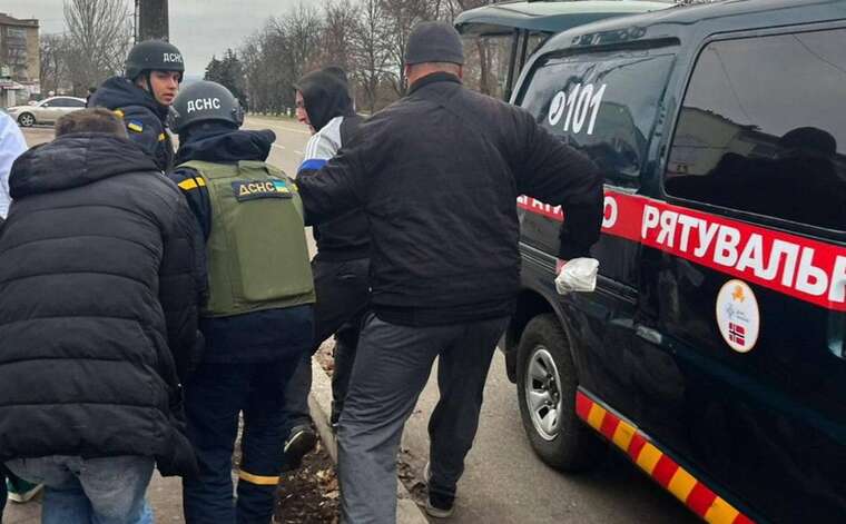 The Russian Federation struck a market in Nikopol: 8 people have already been injured