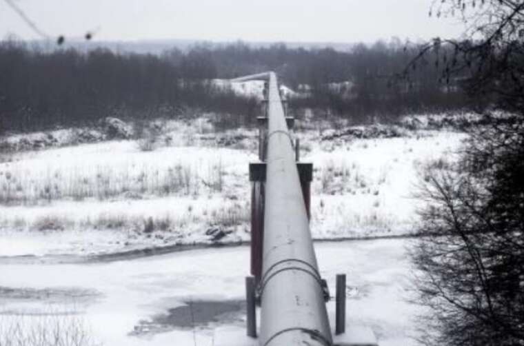 ³           ,  Bloomberg