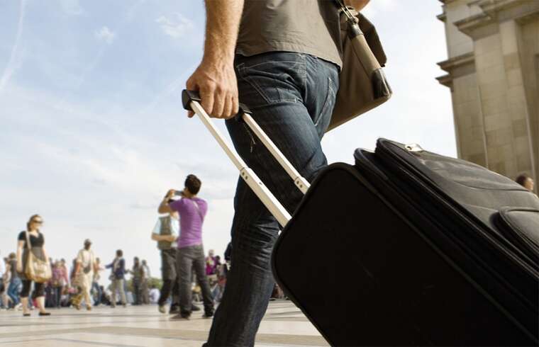 Хлопці молодші 18 років масово покидають Україну