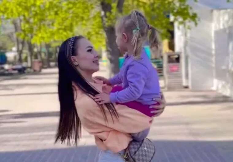 В Кропивницком при загадочных обстоятельствах молодая женщина "вышла в окно"