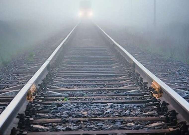 У Київській області потяг збив на смерть 22-річного хлопця