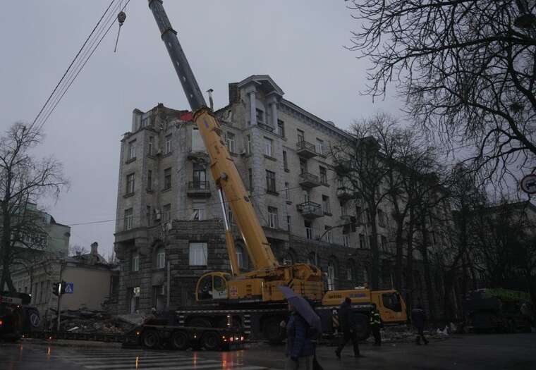 У столиці продовжують ліквідацію наслідків атаки 1 січня