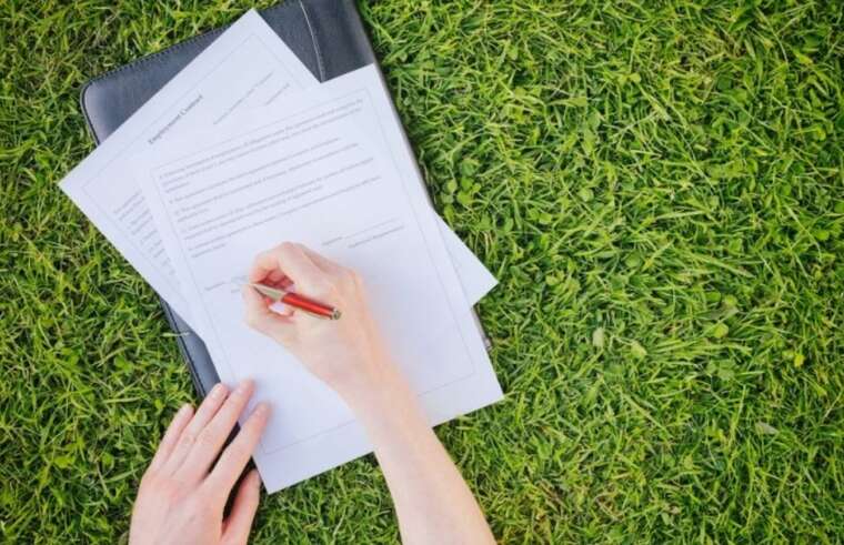 In Kyiv, a notary illegally processed land using forged documents