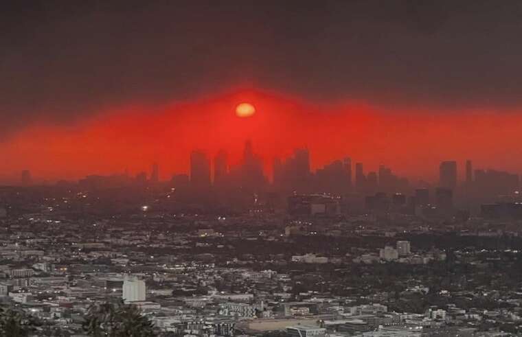 Лісові пожежі у Лос-Анджелесі: Ілон Маск розповів деталі