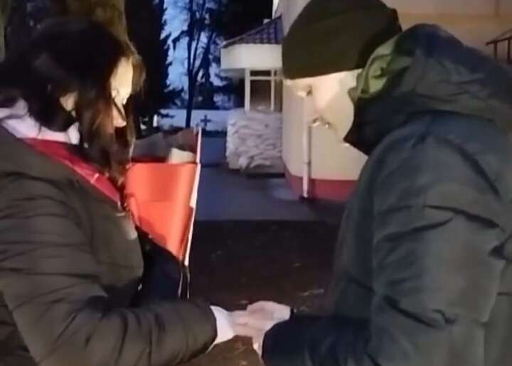 Освобожденный из плена защитник острова Змеиный сделал предложение любимой