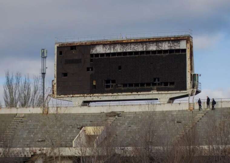 The occupiers in Donetsk have turned the Shakhtar stadium into a large abandoned dump