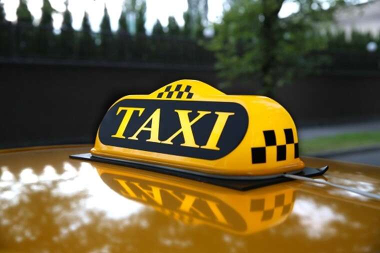 Odesa taxi drivers are offered to transport draft dodgers