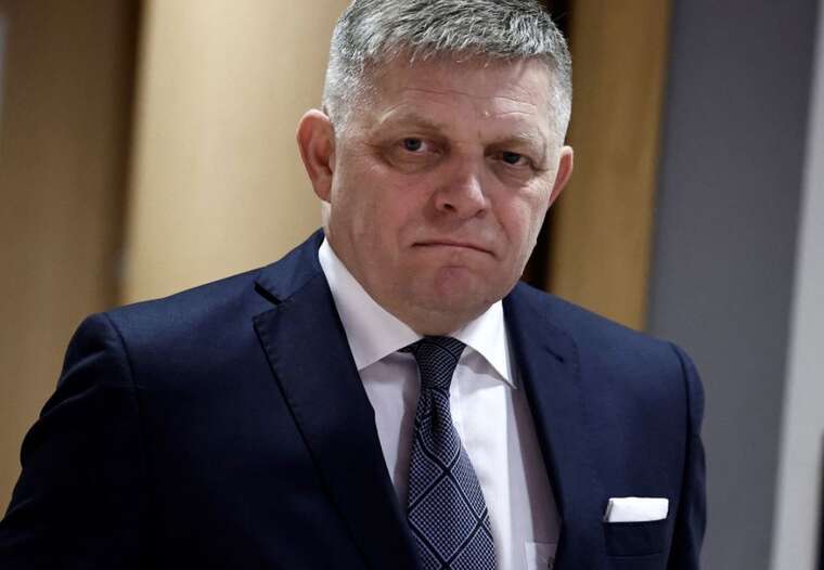 Прем’єр Словаччини Фіцо запросив Зеленського обговорити зупинку транзиту газу