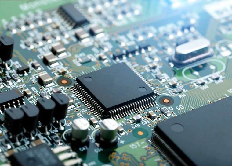 Україна почне виробляти чипи: потрібно понад 1 мільярд доларів