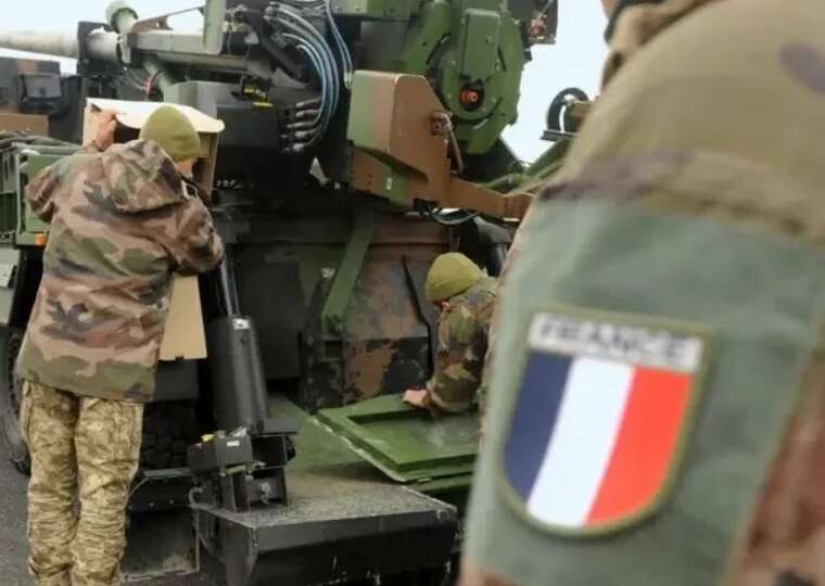 Zelenskyy controls the investigation of abuses in the army to improve relations with France