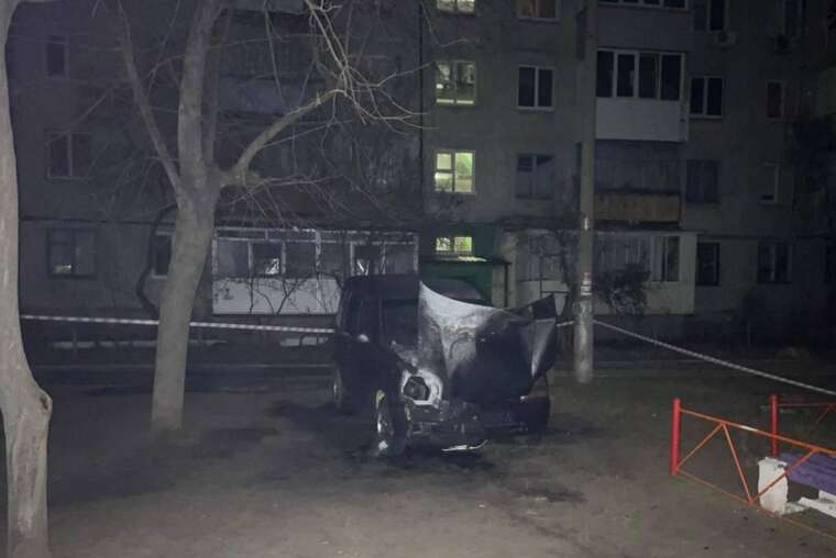 In Kryvyi Rih, teenagers set fire to a soldiers car