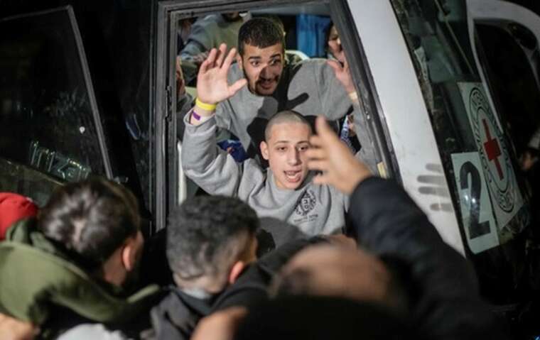 У рамках угоди з ХАМАСом Ізраїль звільнив 90 палестинських в’язнів