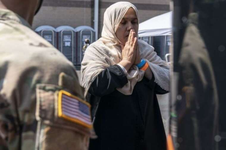 Reuters: Администрация Трампа отменила рейсы для беженцев из Афганистана