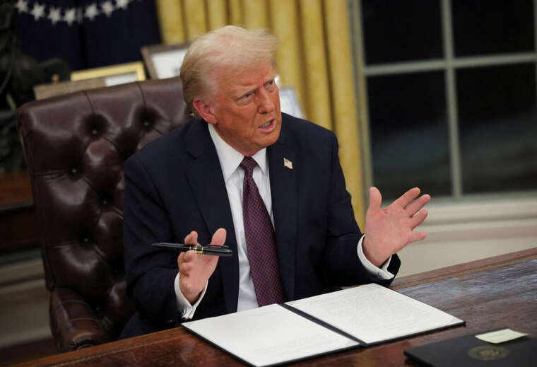 Трамп підписав указ про перейменування Мексиканської затоки та гори Деналі