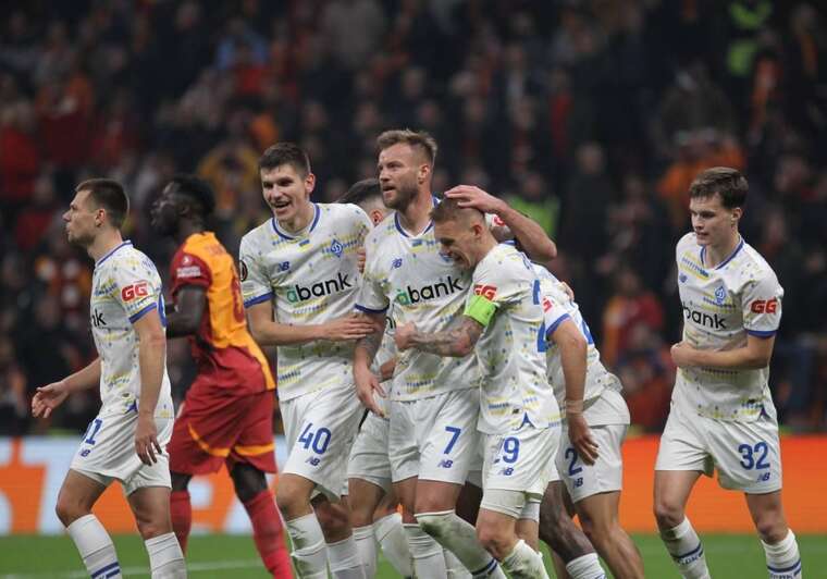 "Динамо" вирвало нічию в Стамбулі у "Галатасарая"