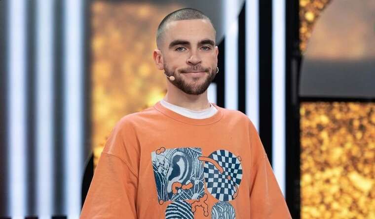 Украинский певец опубликовал провокационное ночное видео из правительственного квартала в Киеве