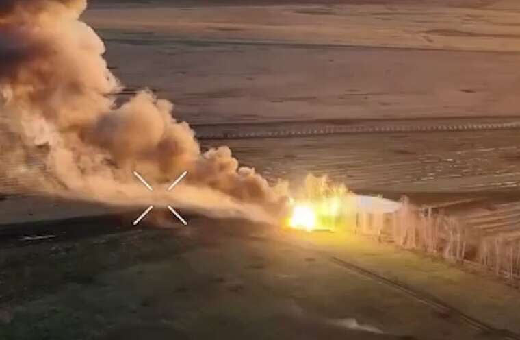 Ukrainian paratroopers thwart enemy attacks in the Kursk region