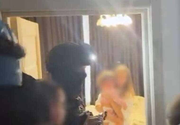 У Києві двоє чоловіків викрали дитину в матері за вигаданий борг