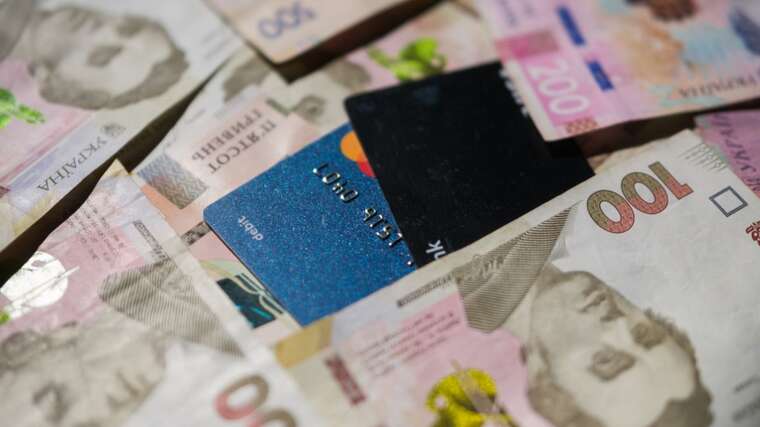 From February 1, Ukrainian banks will introduce restrictions on money transfers