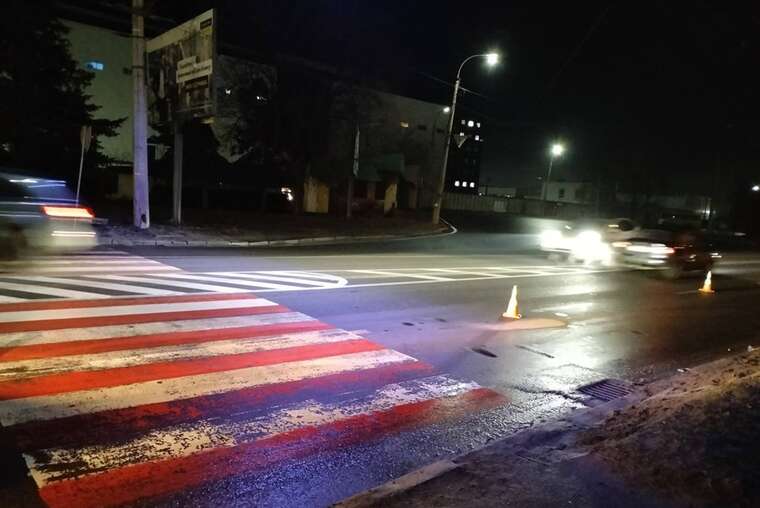 В Ужгороді комунальний автобус збив жінку на пішохідному переході