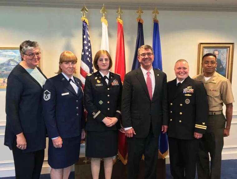 Трамп подписал указы о трансгендерах в армии США