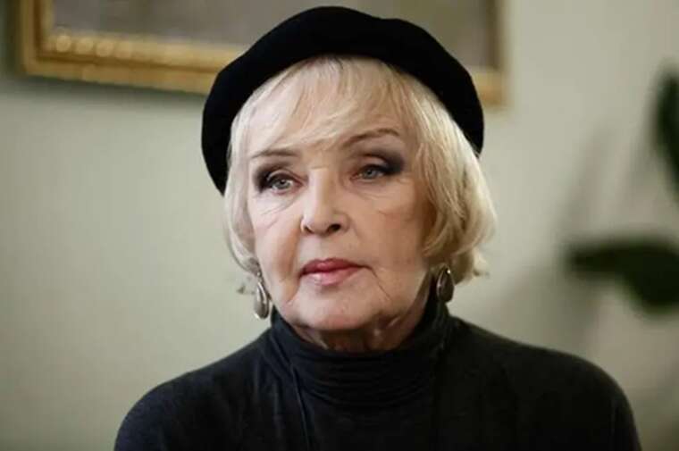 Ада Роговцева прокоментувала секс-скандал у Карпенка-Карого: "Потрібні зміни"