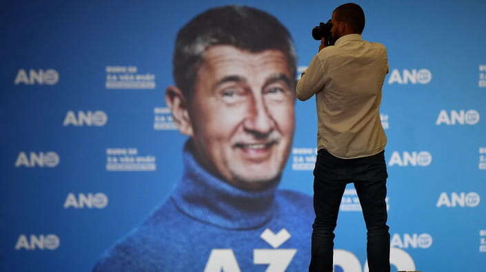 Чеська партія ANO готова призупинити постачання боєприпасів Україні у разі повернення до влади