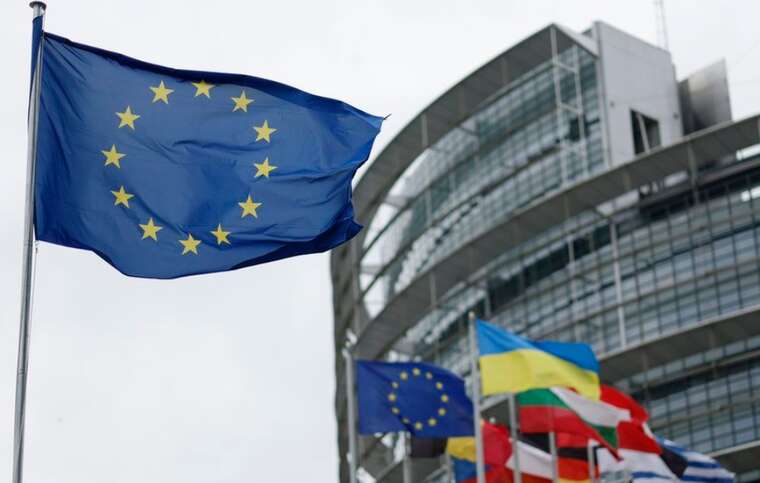 Лідери ЄС обговорять тарифну політику Трампа та захист від Росії