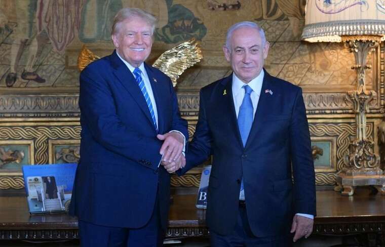 Ізраїльська операція проти «Хезболли»: Нетаньягу подарував Трампу золотий пейджер та звичайний