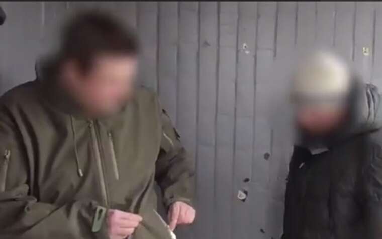 Працівник харківського ТЦК втік в СЗЧ: вимагав 6 тисяч доларів від ухилянта