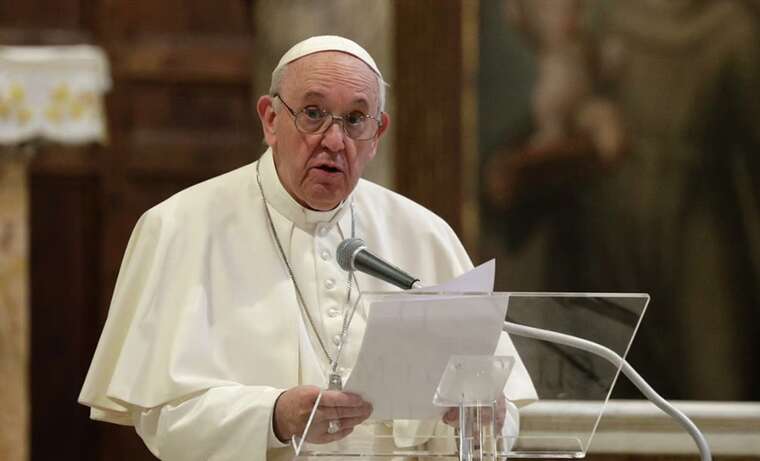 Папа Римський закликав українську молодь "пробачати своїм ворогам": "Будьте патріотами"