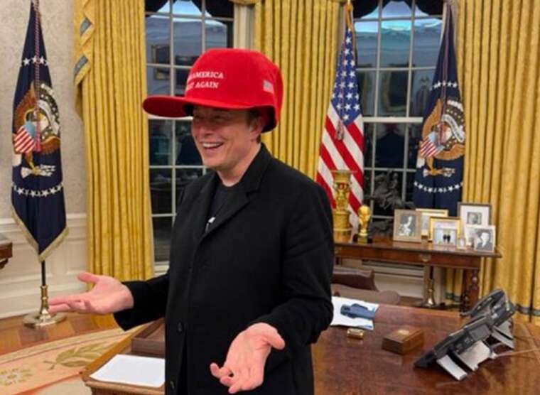 Маск показал, как развлекается в Овальном кабинете