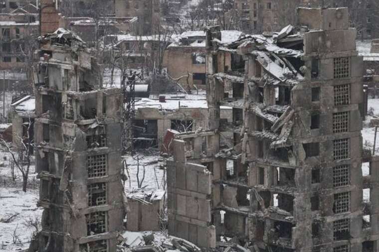 В Сети появилось видео разрушенного Торецка в Донецкой области