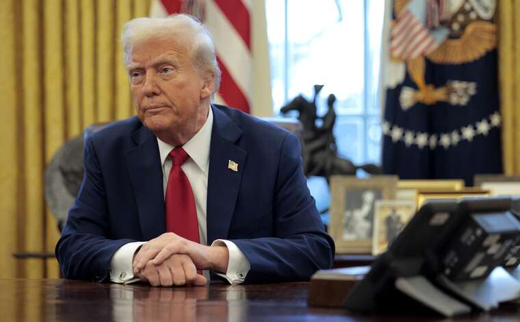 Представники Трампа не підтвердили і не спростували його бесіду з Путіним