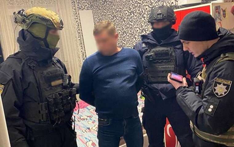 У Чернігові затримали чоловіка, який напав на працівника ТЦК