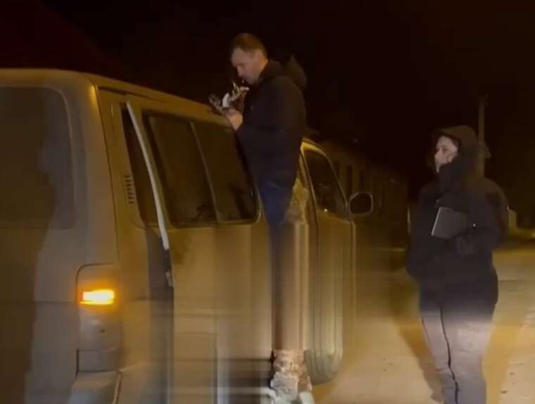 In Dnipro, employees of the TRC detained a man at a bus stop using gas