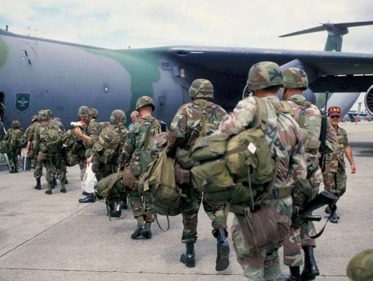 Європейські країни таємно розробляють план відправки військ в Україну, – AP