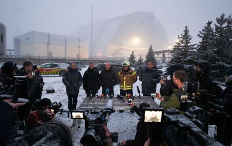 Удар по саркофагу ЧАЕС: ДСНС продовжують ліквідацію наслідків
