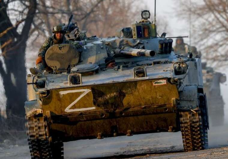 ЗСУ у Курській області розбили бронеколону окупантів з прапорами СРСР