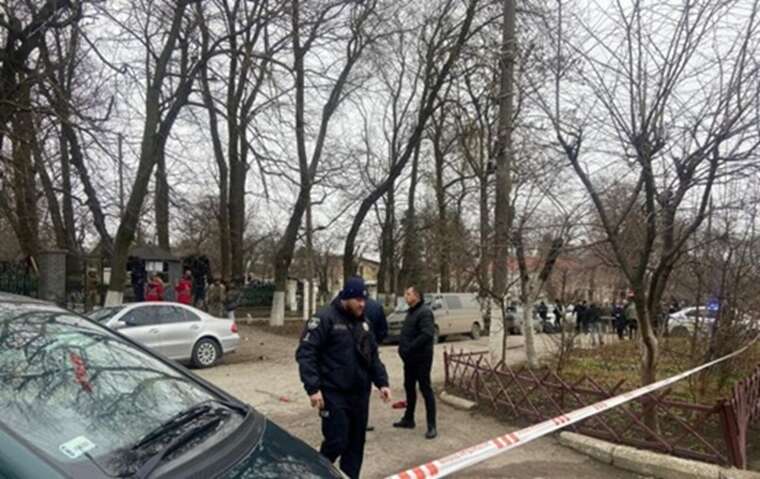 Правоохоронці затримали агентів ФСБ за теракт біля ТЦК у Кам’янці-Подільському