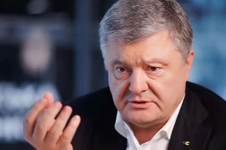 Порошенко планує звернутися до суду через санкції РНБО
