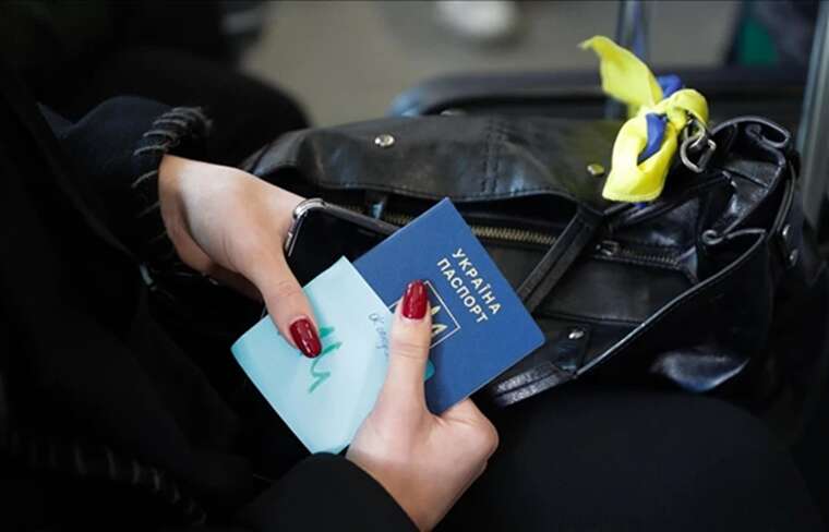 У США призупинили розгляд заявок мігрантів, зокрема з України