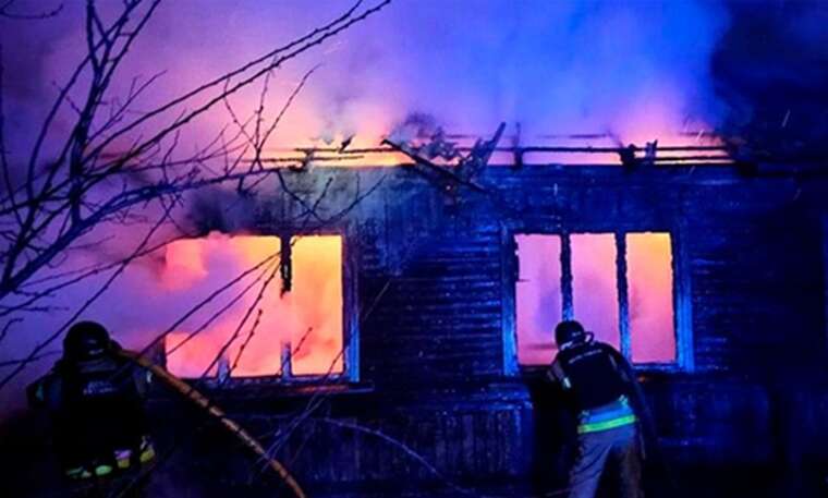 У Прилуках на Чернігівщині під час пожежі у будинку загинуло двоє  чоловіків