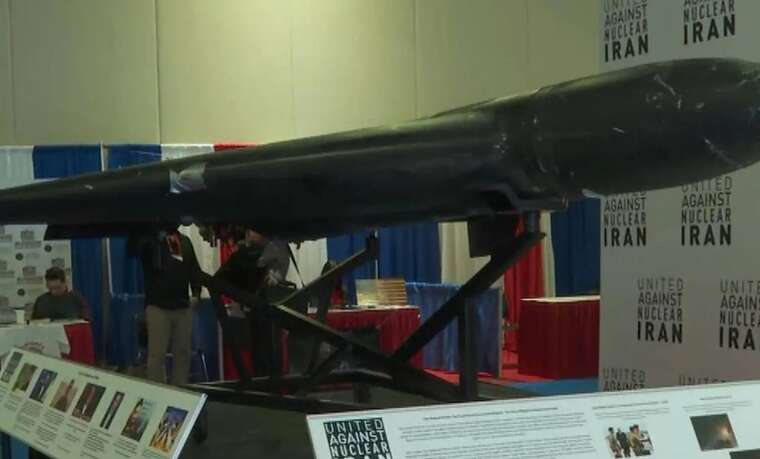 Сікорський привіз на конференцію консерваторів у США збитий Україною "шахед"