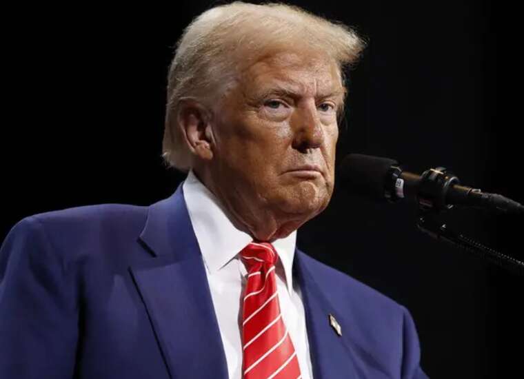 Трамп підтримує введення миротворців Британії та Франції в Україну