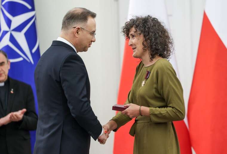 Президент Польщі нагородив волонтерів, які допомагають Україні