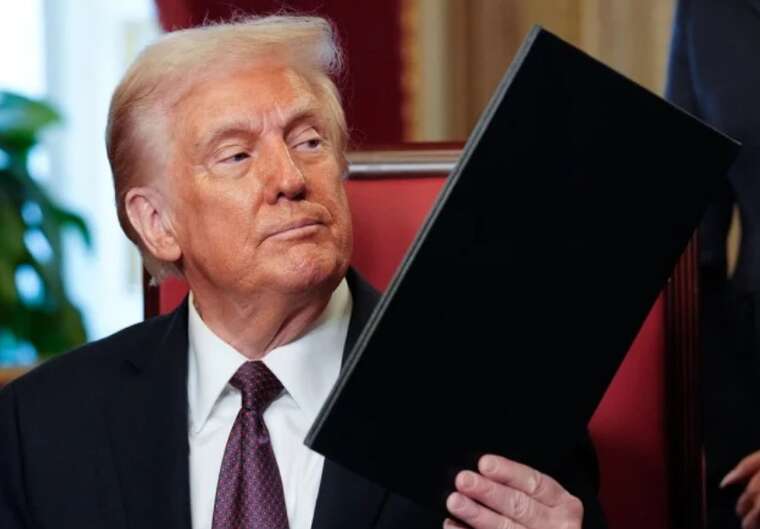 Politico: Трамп ризикує укласти збиткову угоду з Україною щодо мінералів