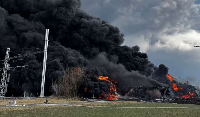 У Чехії на ходу загорівся потяг з токсичною речовиною