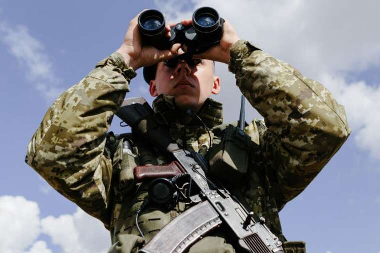 Прикордонники на Вовчанському напрямку накрили вогнем бліндажі окупантів