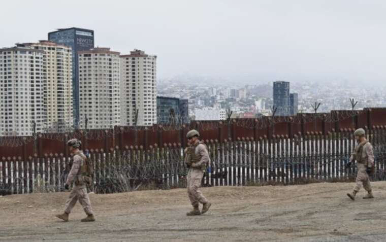 Пентагон розміщує військових на кордоні з Мексикою